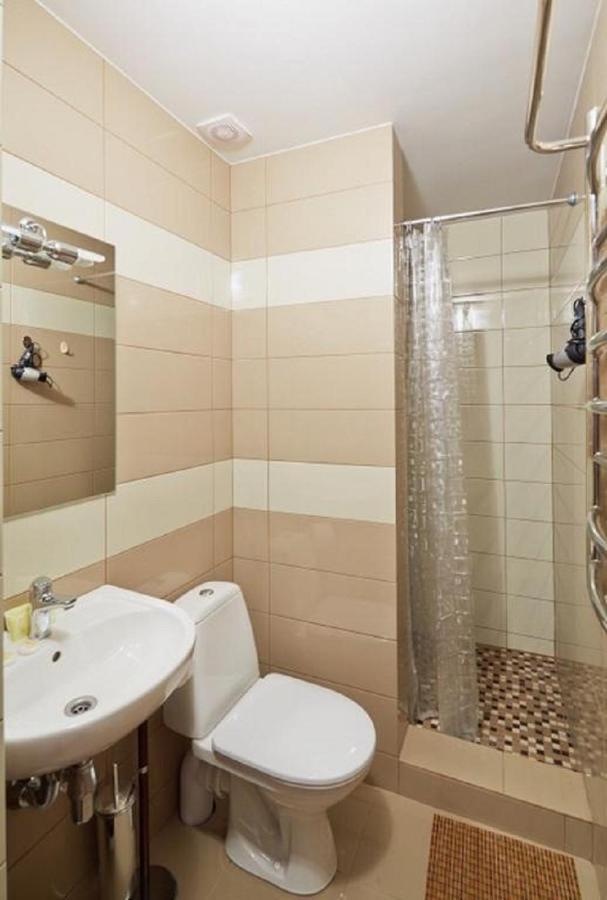 Apartment On Lychakivska 6-A ลวีฟ ภายนอก รูปภาพ
